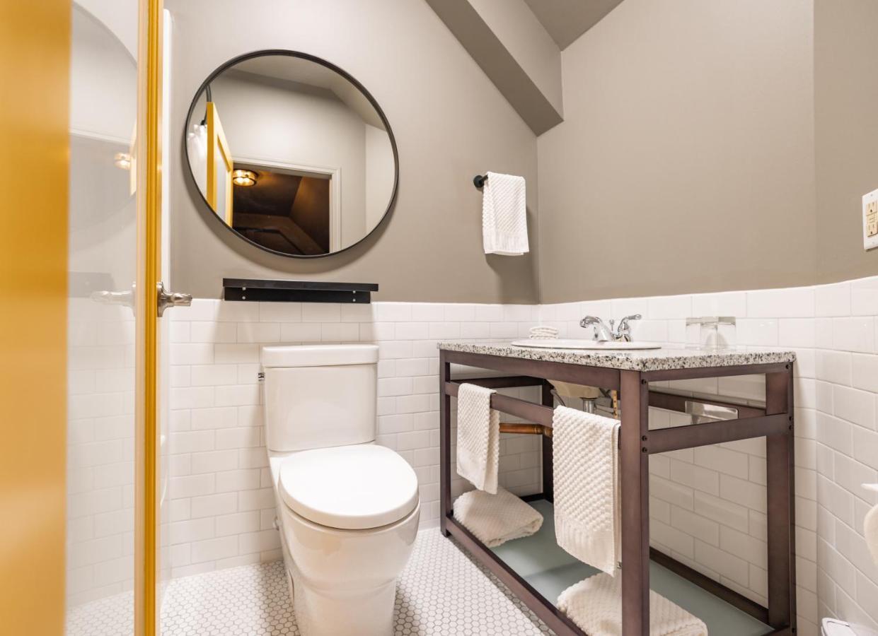 The Larix Hotel Kimberley Extérieur photo